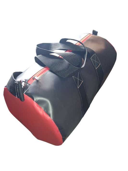 Black and red gym bag no pockets