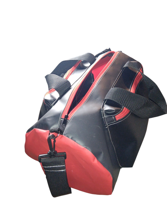 Gym with 2 external pockets