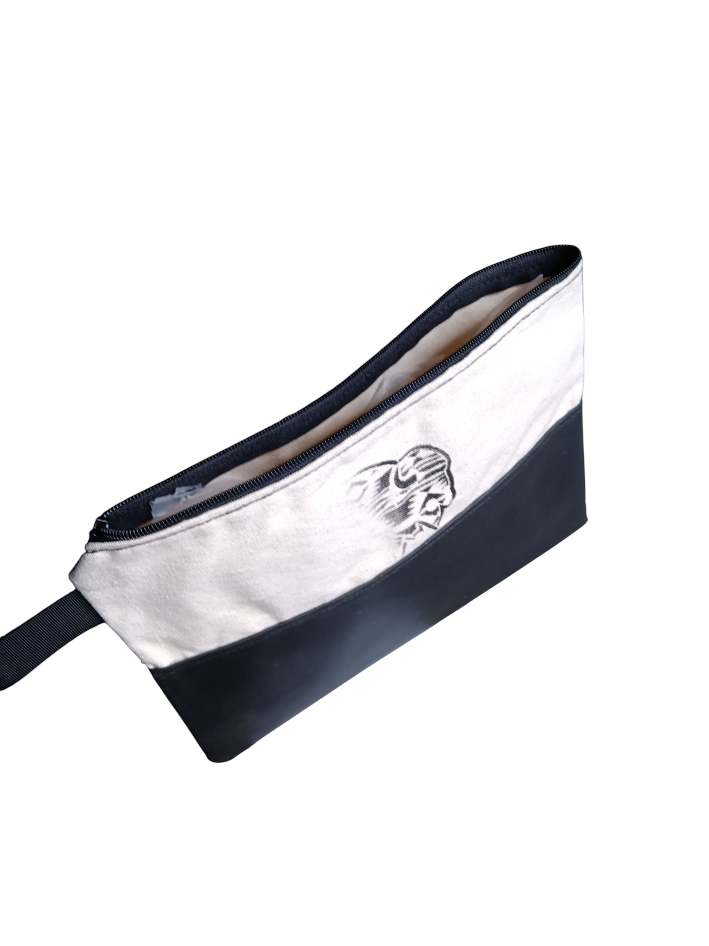 Zipper pouch